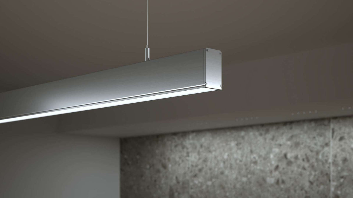 Profil Claro czarny lakierowany 2,02 m