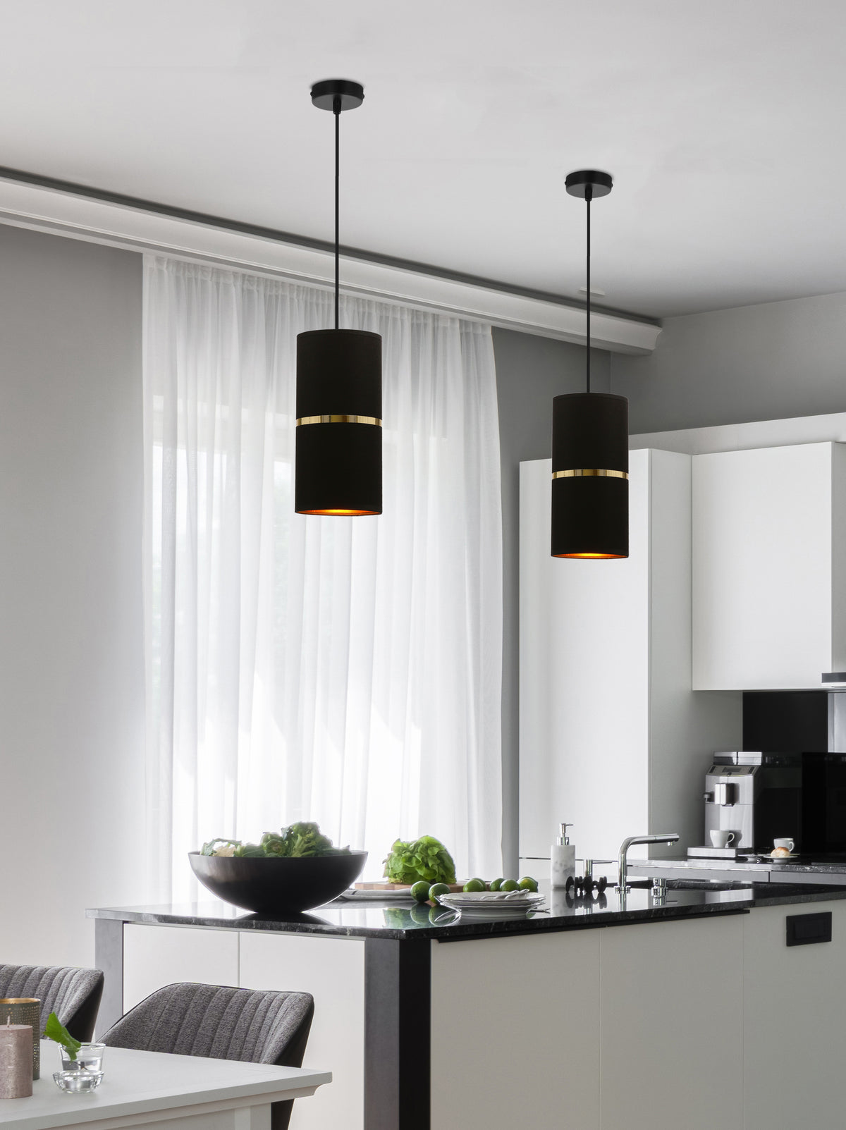 Gina lampa wisząca czarny 1x60 E27 abażur 12x25 czarny złota folia+złoty pasek