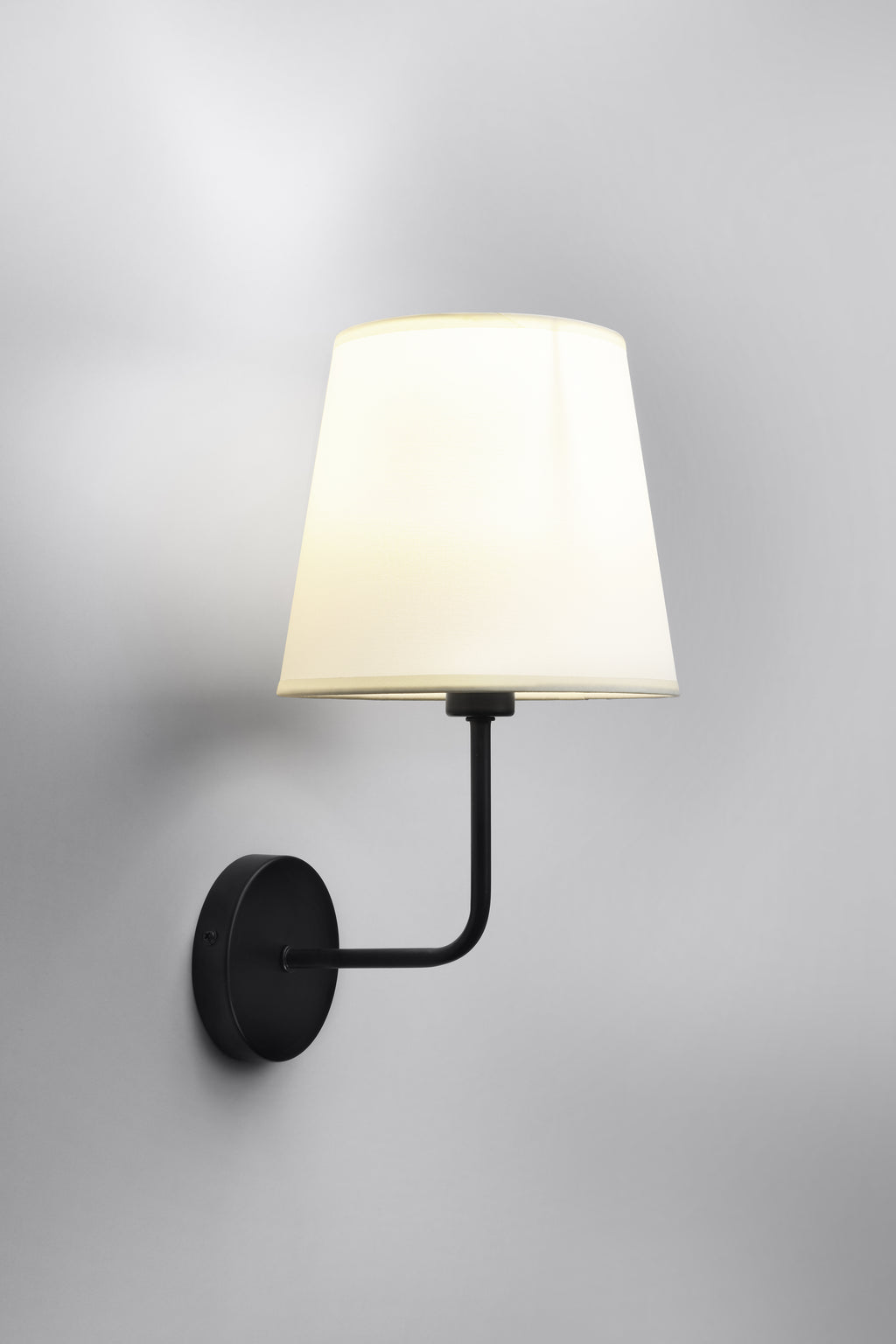 PASTERI lampa kinkiet czarny matowy 1x40 E14 abażur beżowy