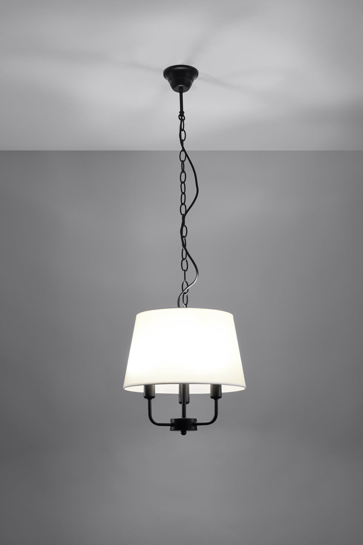 Pasteri lampa wisząca czarny matowy 3x40W E14 abażur beżowy