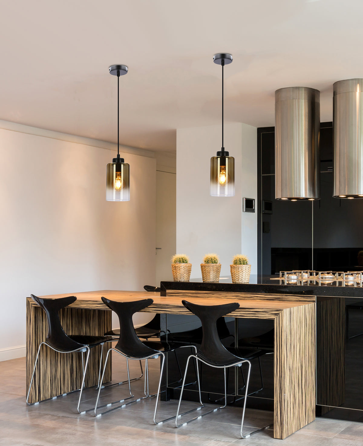 Aspra lampa wisząca czarny 1x60W E27 klosz bursztynowy