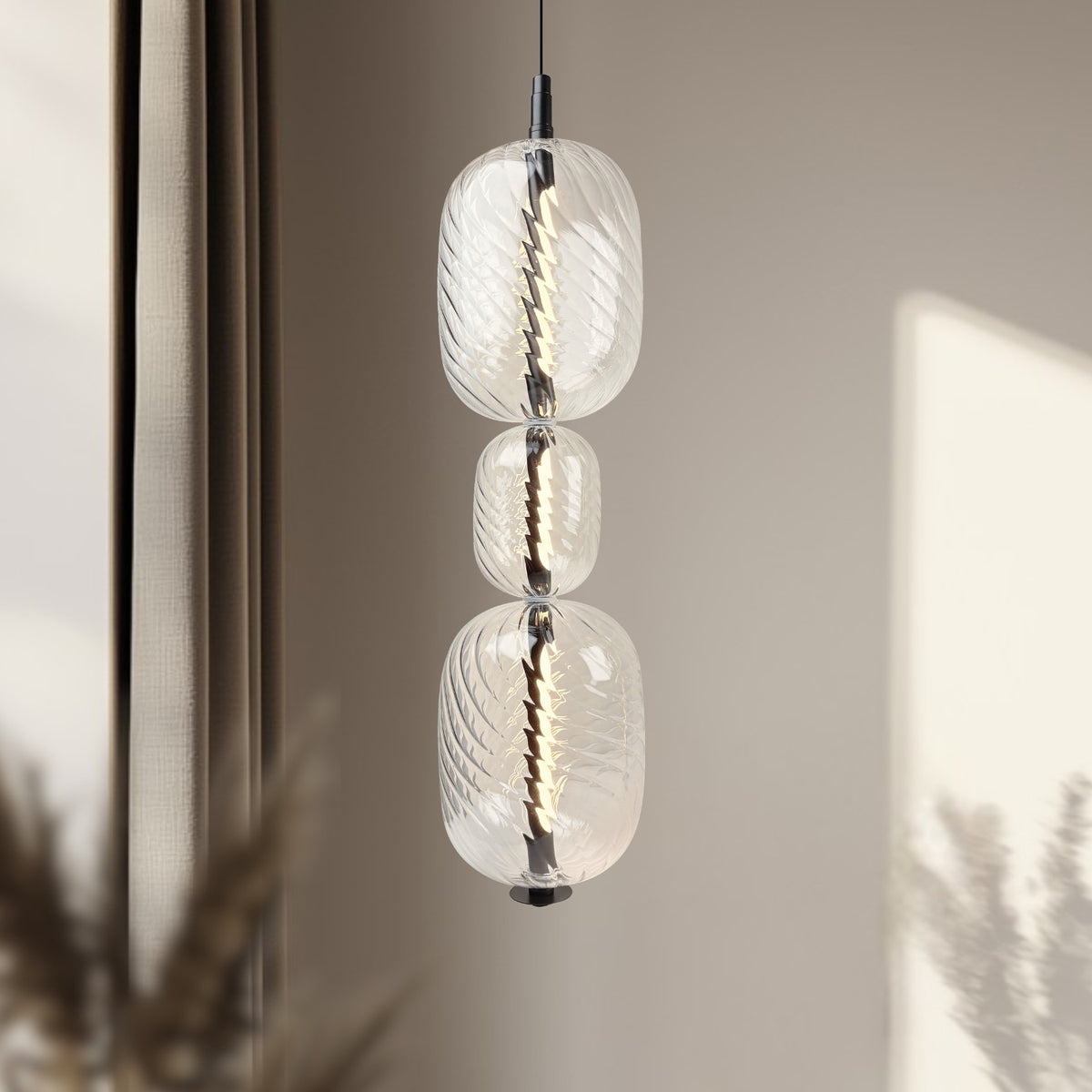 PLAYA lampa wisząca czarny 12W LED 3000K klosz bezbarwny