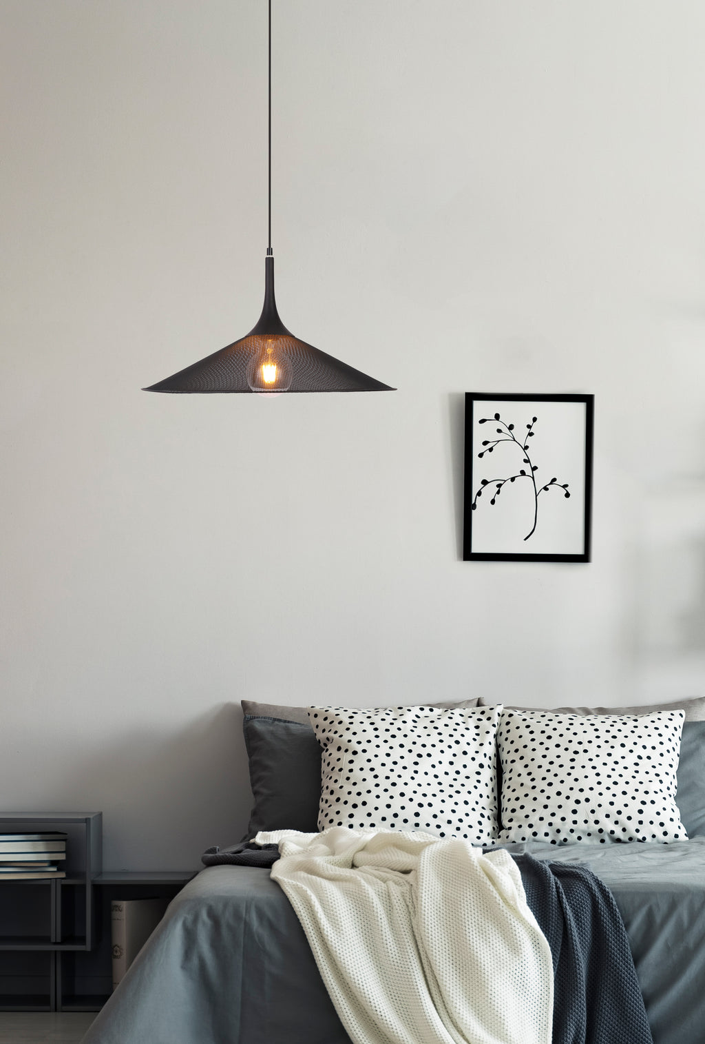 LAMPA WISZACA KIRUNA L 1 CZARNY 110x50x50