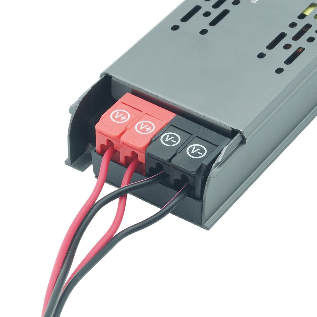 Komp. ULTRA SLIM PRO 12V 8,3A 100W