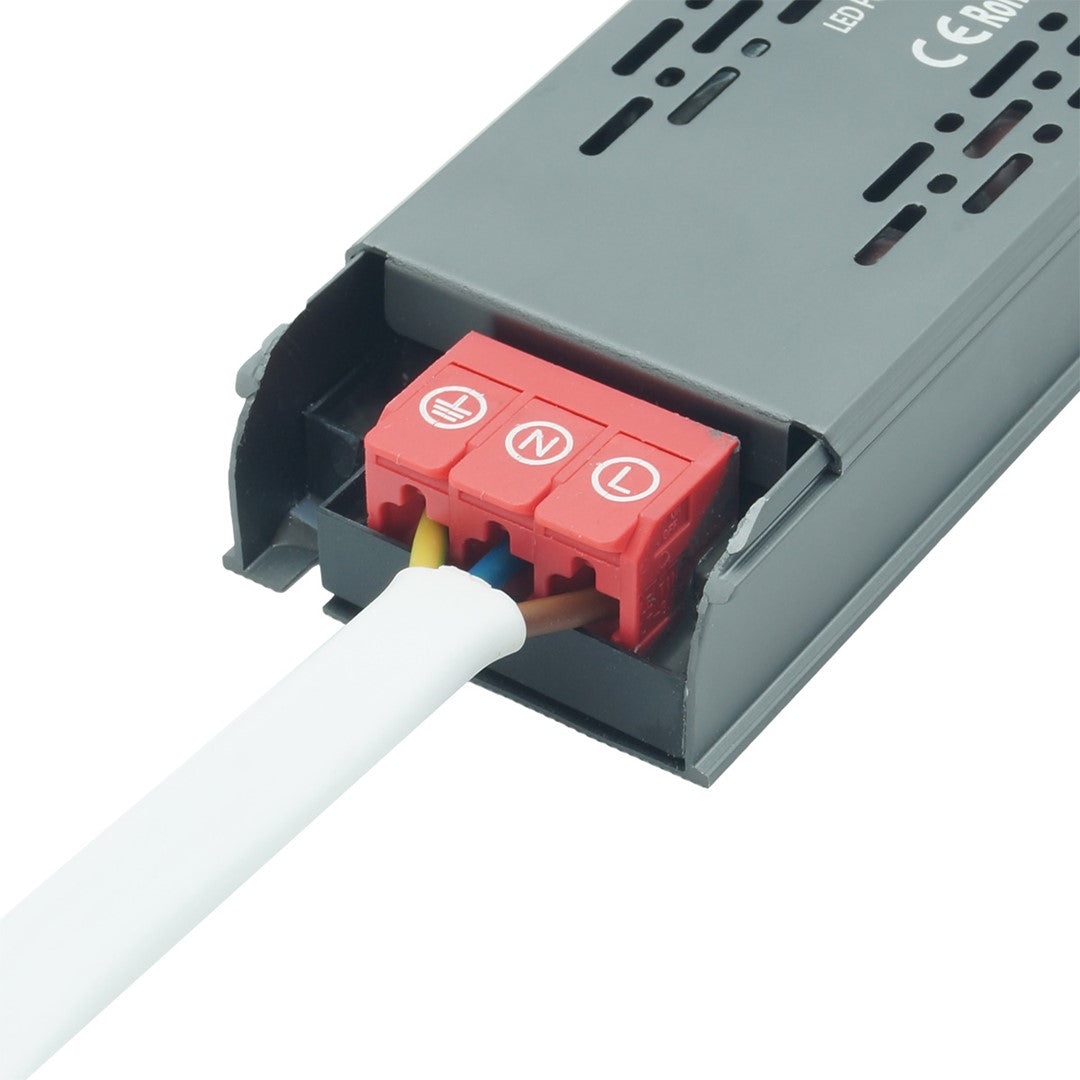 Komp. ULTRA SLIM PRO 12V 16,67A 200W