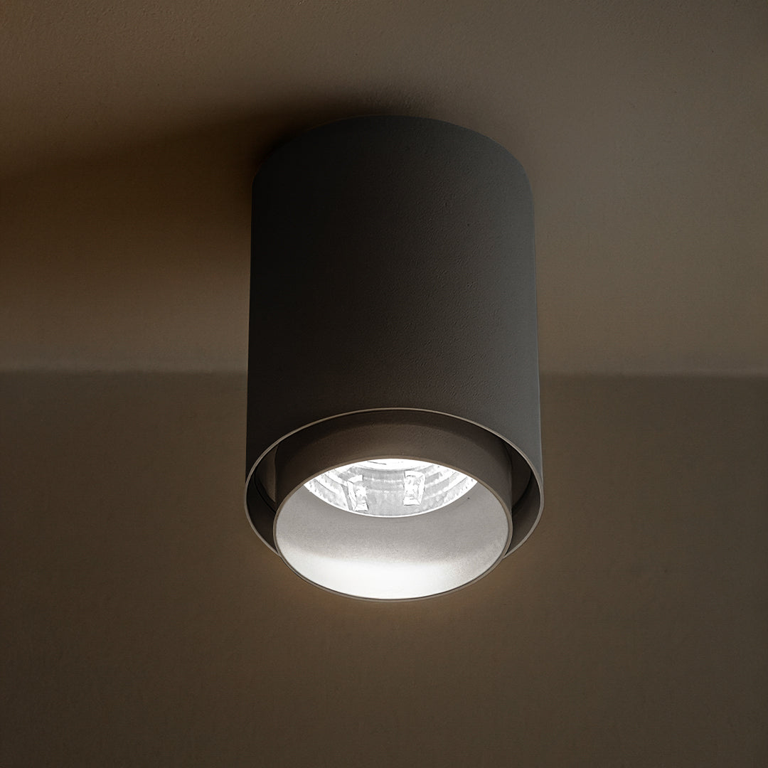 Oprawa natynkowa LED DABI PZE-930 CCT 3000-6000K 8W czarna
