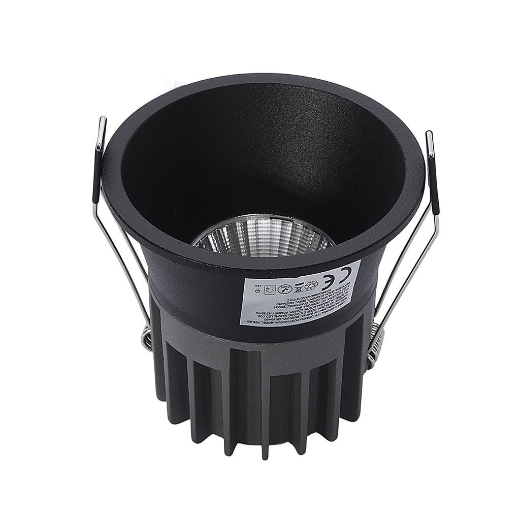 Oprawa wpuszczana PZE-921 IP44 6W 3000K czarny